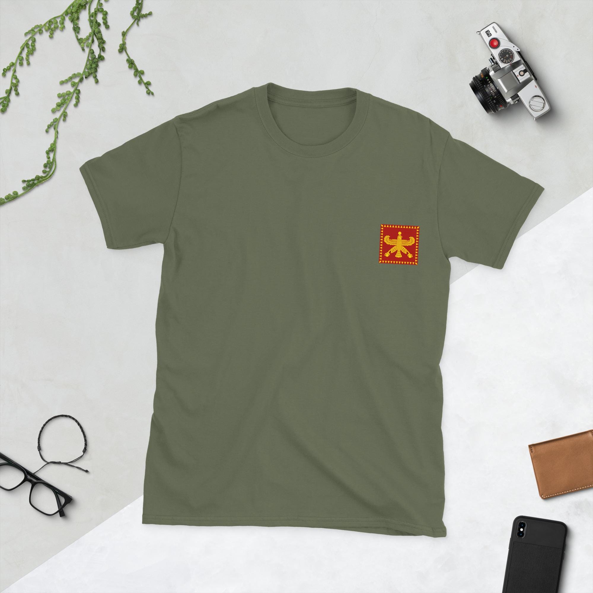 Derafsh kaviani Unisex T-Shirt